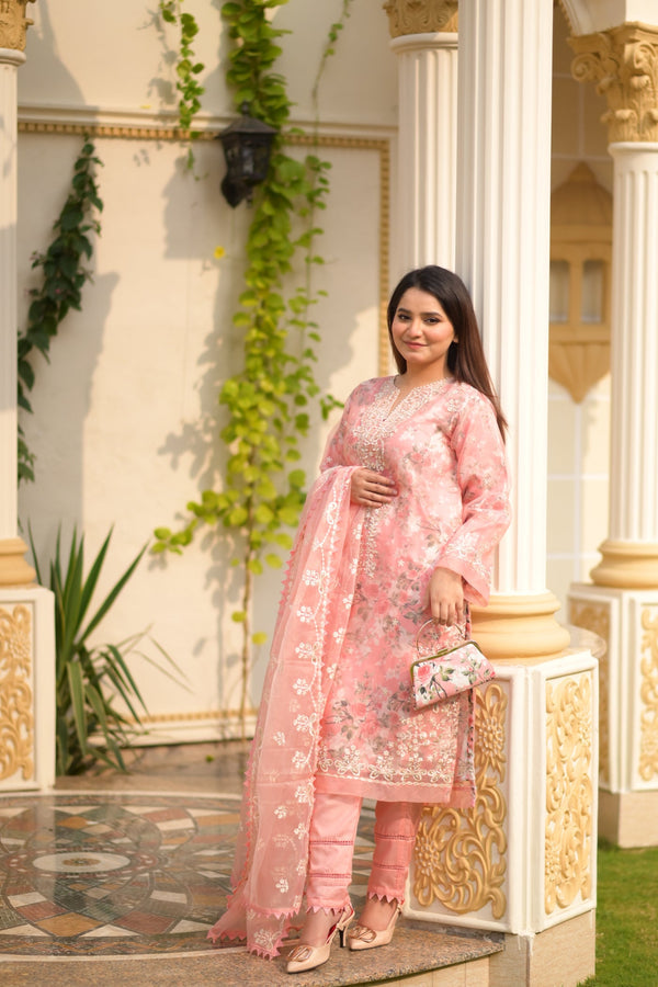 Elara sea pink